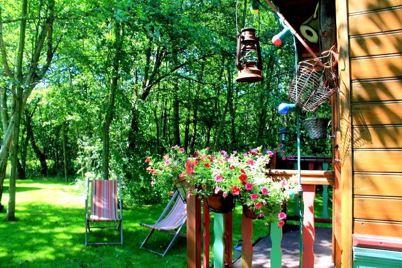 Roulottes Du Rouard Bed and Breakfast Camiers Habitación foto